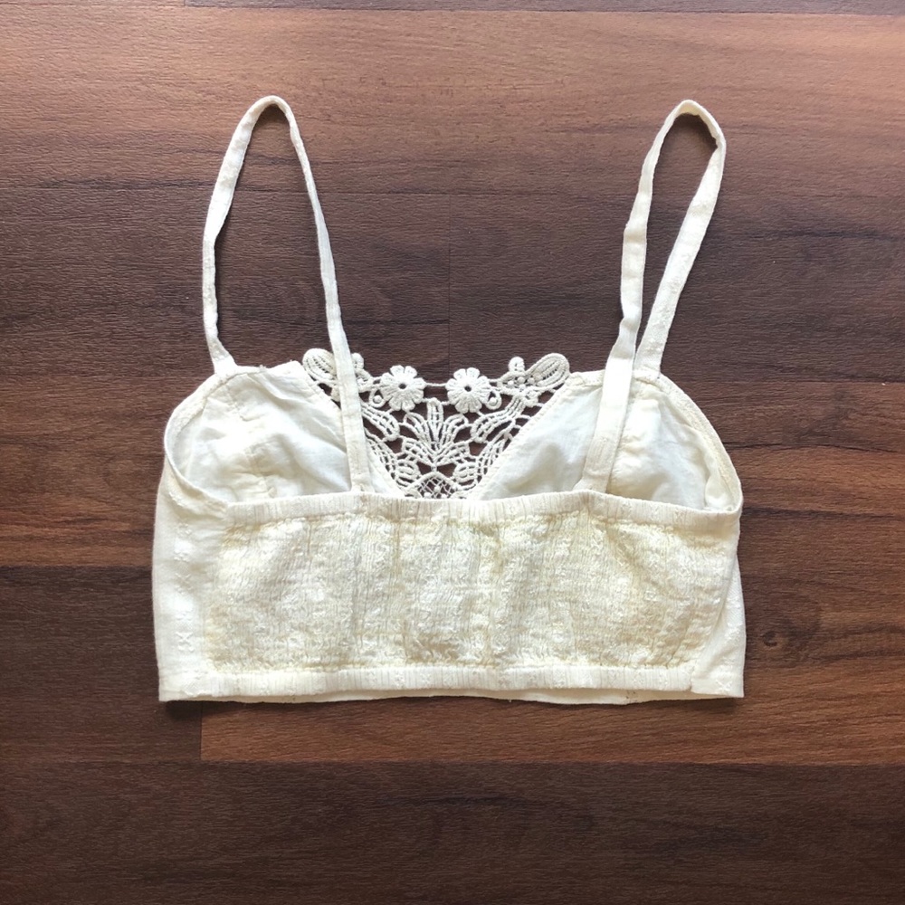 Urban Outfitters Crop Top - Picture 2 of 4